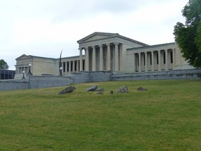 Albright-Knox Art Gallery