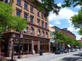 Market Street, Corning
