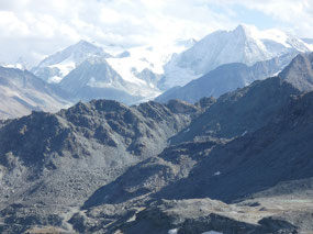 Alpine Splendor above Val de Prafleuri