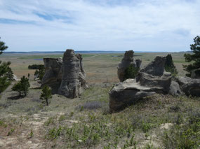 Medicine Rocks State Park