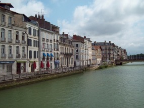 Bayonne