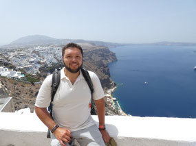 Cubby oVer Fira
