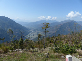 Road to Syabrubesi