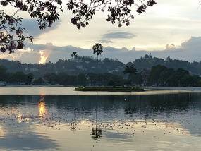 Kandy Lake