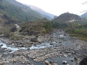 Near Lampata