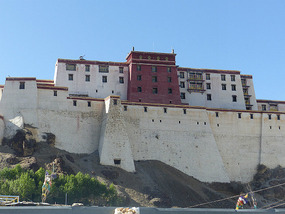 Shigatse Dzong