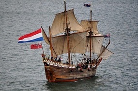 The Duyfken with Dutch flag from HAL
