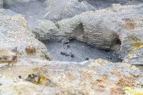 More bubbling mud