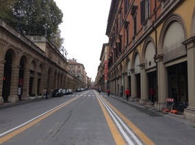 Independence Street sans traffic!