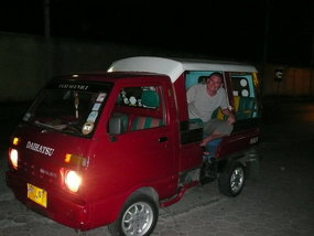 Local transport - a Daihatsu Tuk Tuk! We love em!