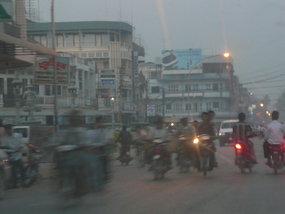 Our arrival in the haze of Battambang!!