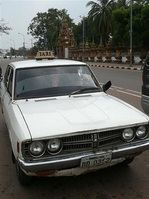 A taxi!