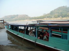 Our Long Boat to Nong Khiew!