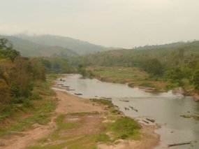 Weaving down the river Namtha