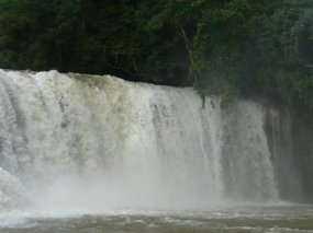 Stunning Agua Azuul falls