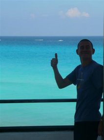A rather excited idiot on the balcony!