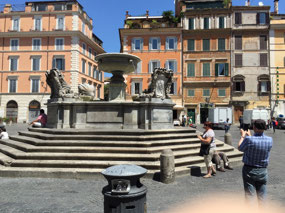 Fountain in Piazza di Santa Maria
