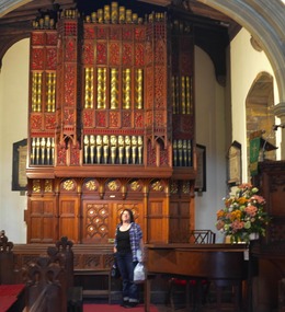 Melissa berfore organ with newly discovered red 