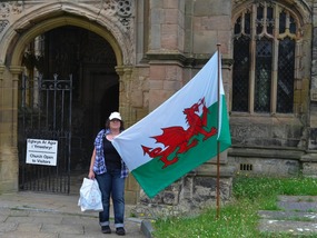 Melissa with Welsh flag
