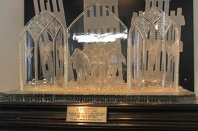 Crystal commemorating 911 Firefighters