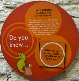 Description of what moulds are made of