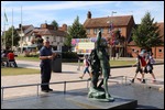Pete eats his 5 quid sandwich near statue