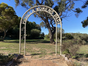 Nice place to stop in Minnipa on Mothers Day