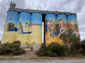 Silo art at Owen