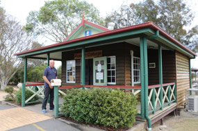 Pioneer Hut Monto