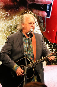 Mike Brady sand two footy songs