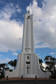 War Memorial at Lookout