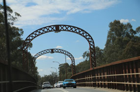Bridge between Echuca & Moama