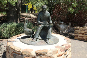 Colin Thiele & Percival the Pelican