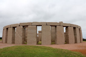 There are 30 stones on the outer circle