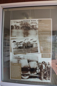 History panel at Pingrup - A Prize Wool Clip