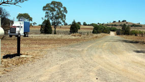 A farmers mailbox on the way to Tamworth