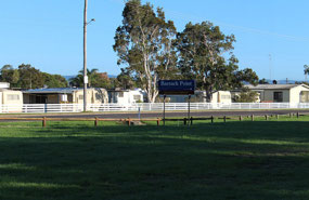 Surfrider Caravan park Barrack Point