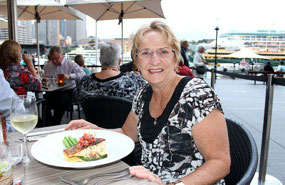 Lovely dinner with K & V at Circular Quay