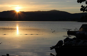 Peter's sunrise photo over lake Jindabyne