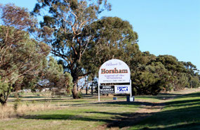 Entry to the town of Horsham