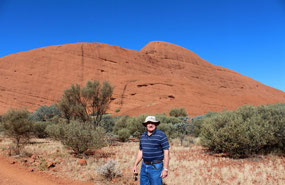 Kata Tjuta Olgas 'Valley of the Winds' walk trail