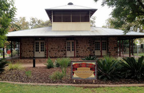 'Adelaide House' in Todd Mall Alice Springs