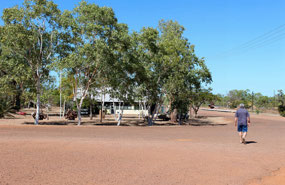 Larrimah Museum opposite the Pub
