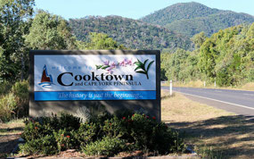 Entry sign to Cooktown