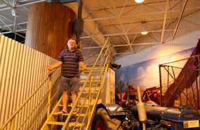 Pete poses for another photo at the Sugar Museum