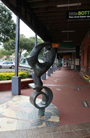 Street mosaics & sculpture entitled 'New Arrivals'