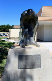 The 'Shearer' sculpture in Brewarrina NSW
