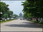 Boulevard leading to Patuxai - Victory Monument