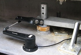 Rudder stock with oak spacer