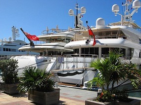Mega yachts at St Barth's